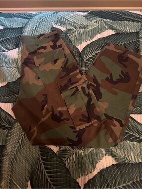 Urban outfitters Camouflage Cargo Pants - Green/Brown